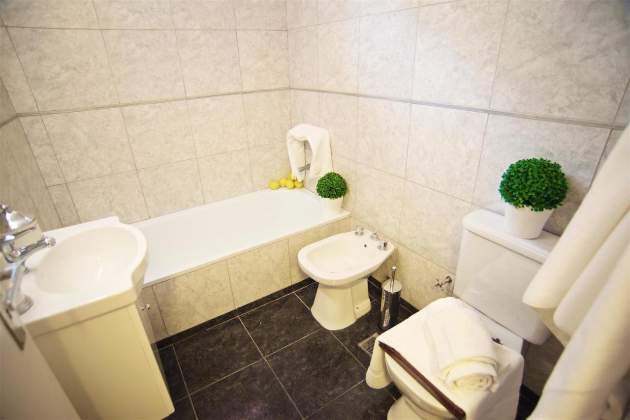 Apartament Riobamba Street Buenos Aires Zewnętrze zdjęcie
